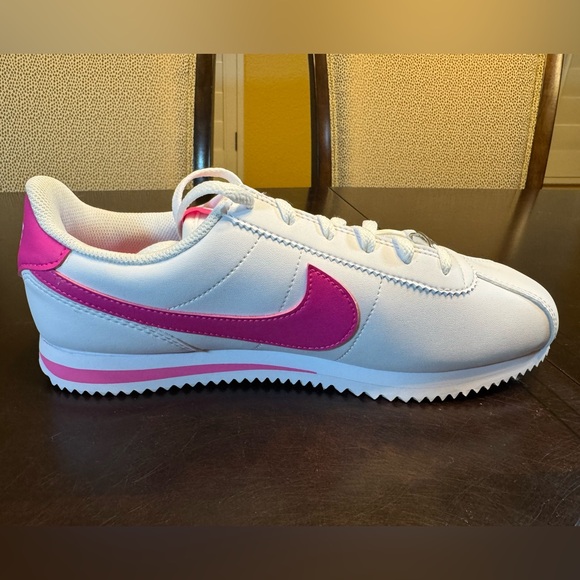 New Nike Cortez Leather White Pink Sneaker Shoes Size US 7Y - Picture 7 of 13